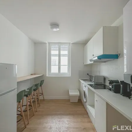 Immeuble Sellier Hotel Suresnes